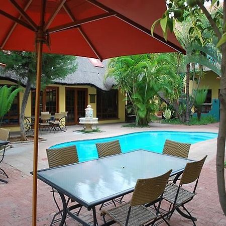 Makalani Hotel ツメブ エクステリア 写真